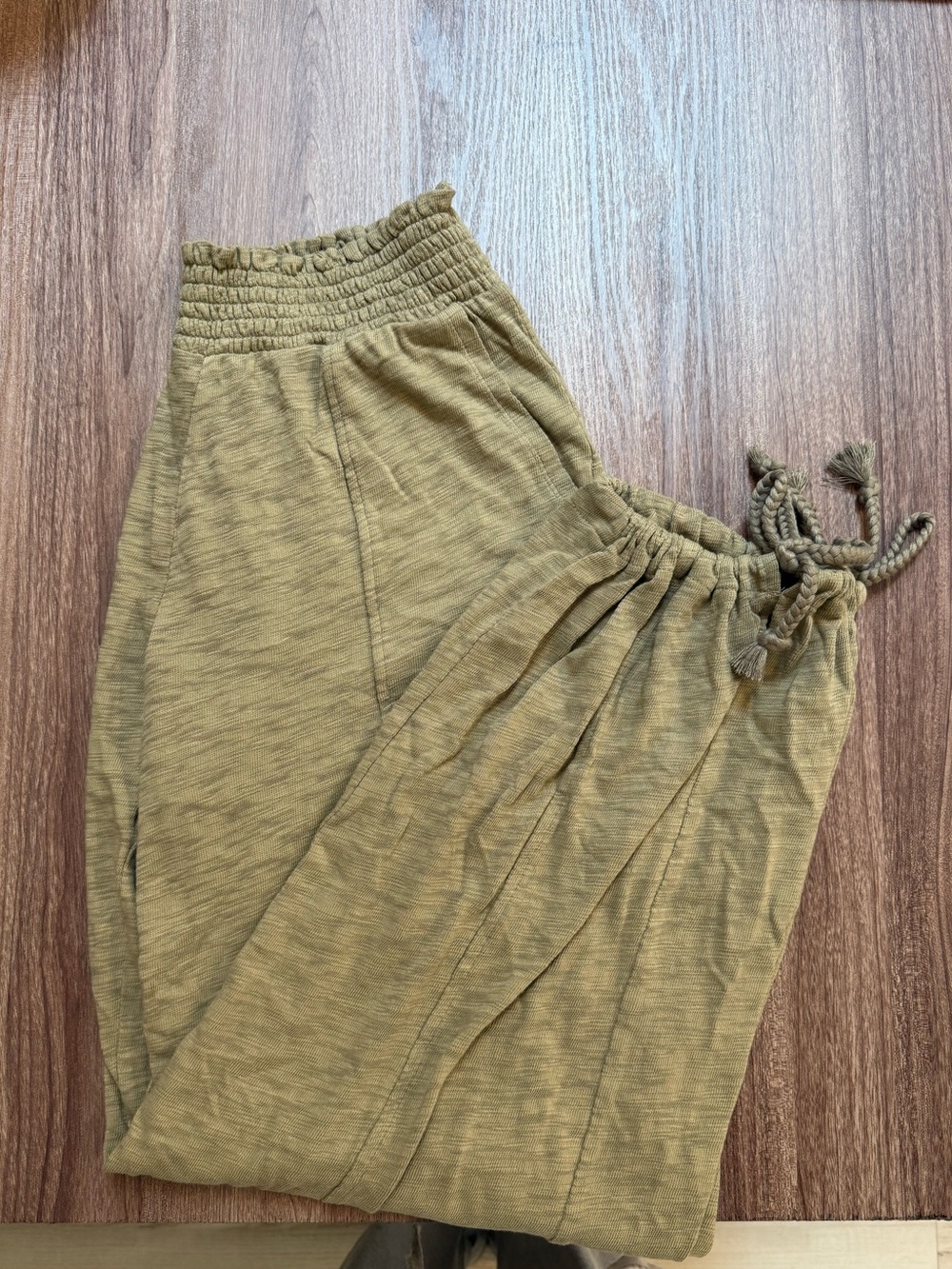Drawstring Joggers - Picture 3 of 4